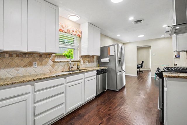 1114 Glouchester Drive, Garland, TX 75040