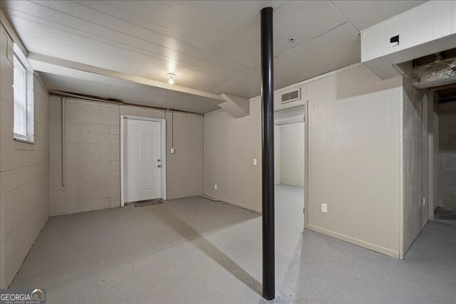 641 Amber Place SW, Marietta, GA 30060