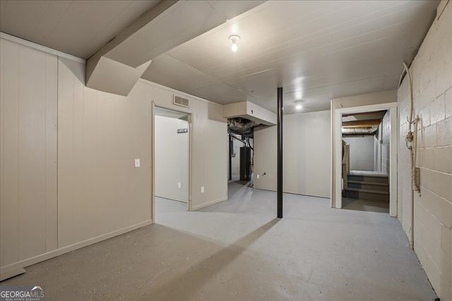 641 Amber Place SW, Marietta, GA 30060