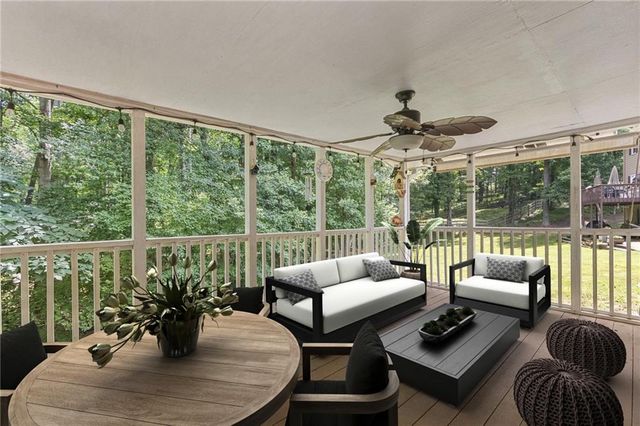 341 Westover Drive, Woodstock, GA 30188