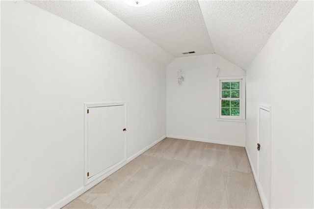 341 Westover Drive, Woodstock, GA 30188