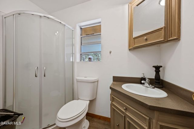18295 Alps Drive, Tehachapi, CA 93561