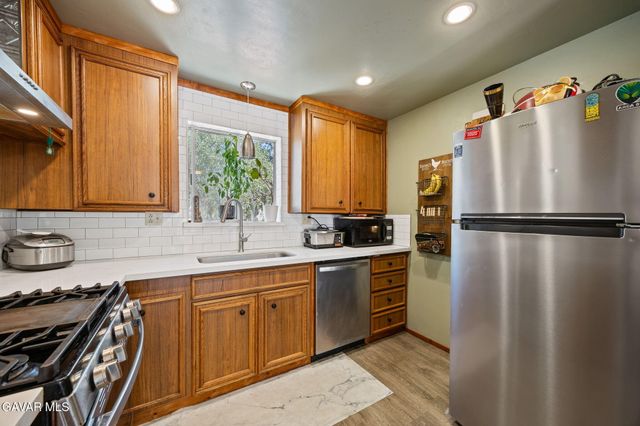 18295 Alps Drive, Tehachapi, CA 93561