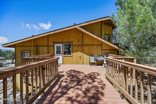 18295 Alps Drive, Tehachapi, CA 93561