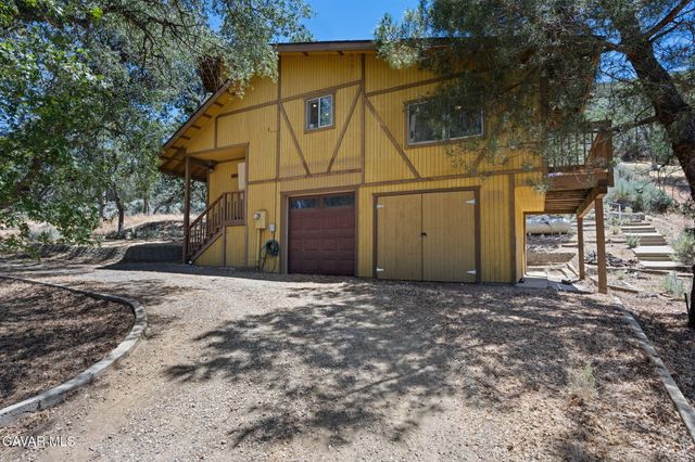 18295 Alps Drive, Tehachapi, CA 93561