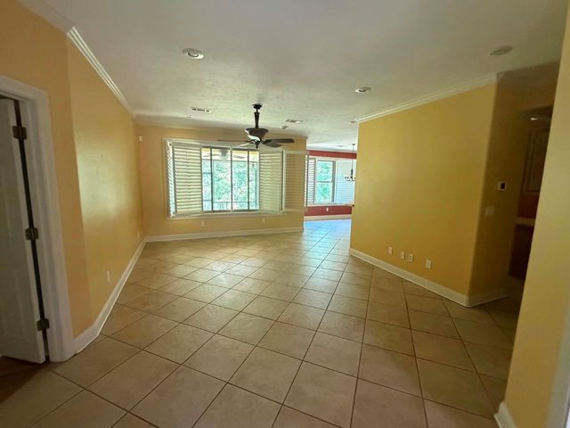 265 Fox Lane, Onalaska, TX 77360