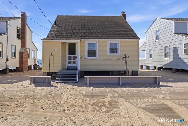 74 West End Drive, Old Lyme, CT 06371