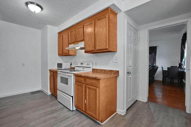 1303 Oakland Park Avenue, Columbus, OH 43224