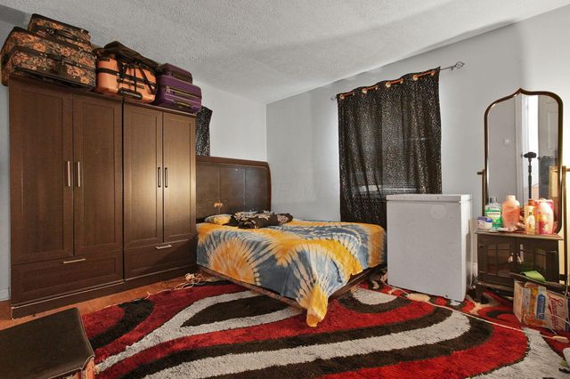 1303 Oakland Park Avenue, Columbus, OH 43224