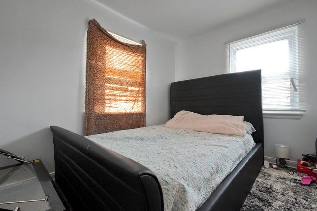 1303 Oakland Park Avenue, Columbus, OH 43224