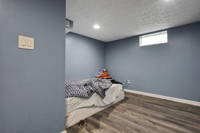 1303 Oakland Park Avenue, Columbus, OH 43224