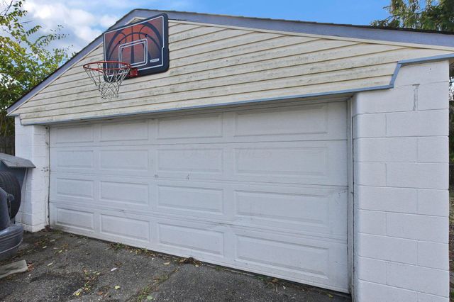 1303 Oakland Park Avenue, Columbus, OH 43224