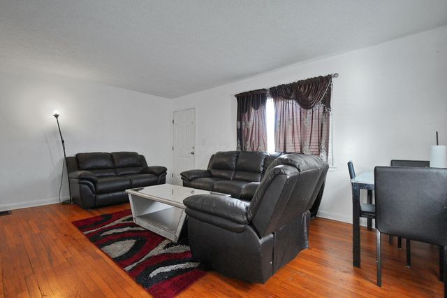 1303 Oakland Park Avenue, Columbus, OH 43224