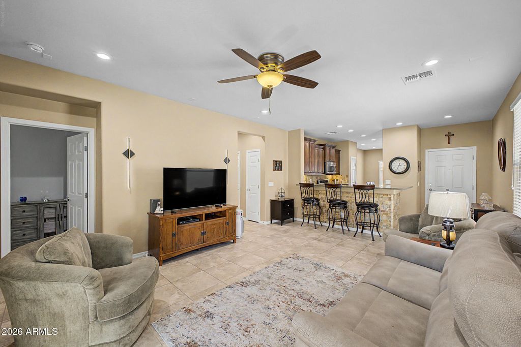 26229 W VISTA NORTH Drive, Buckeye, AZ 85396 — photo 5
