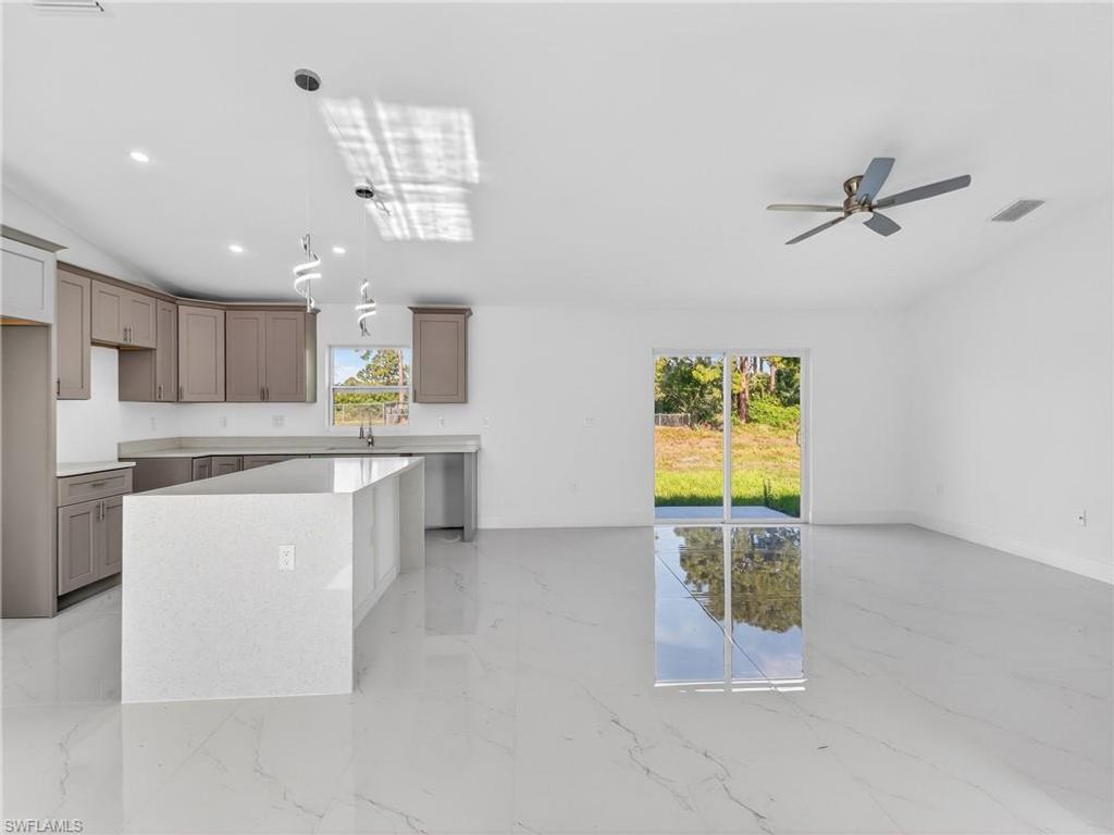 814 Milano AVE S, LEHIGH ACRES, FL 33974 — photo 3