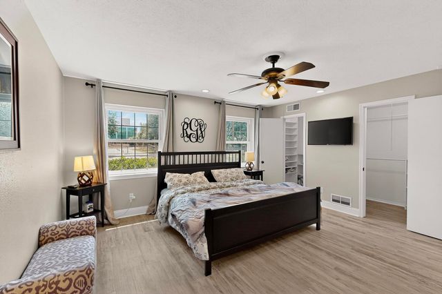 11717 Welch Road, Dallas, TX 75229