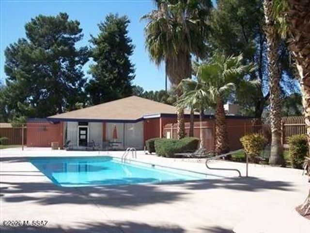 350 N Silverbell Rd Apt 94, Tucson, AZ 85745