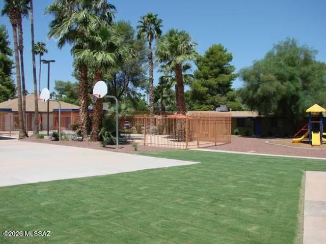 350 N Silverbell Rd Apt 94, Tucson, AZ 85745