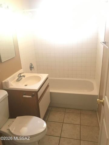 350 N Silverbell Rd Apt 94, Tucson, AZ 85745
