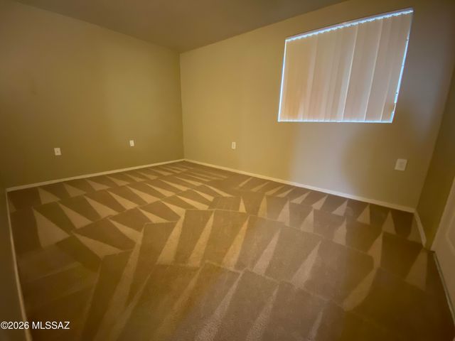350 N Silverbell Rd Apt 94, Tucson, AZ 85745