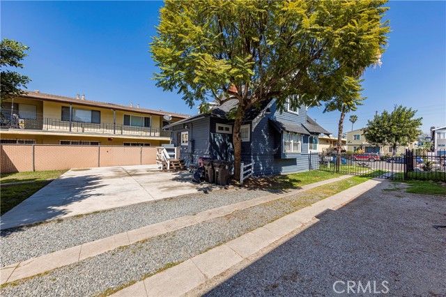 1631 Pine, Long Beach, CA 90813