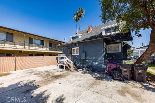 1631 Pine, Long Beach, CA 90813