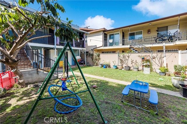 1631 Pine, Long Beach, CA 90813