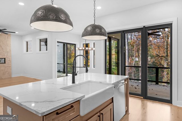 1386 Wayne Avenue NE, Atlanta, GA 30306