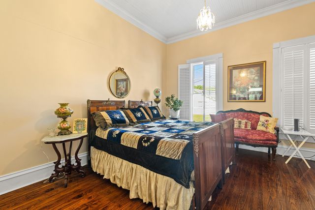 304 N Alley, Jefferson, TX 75657