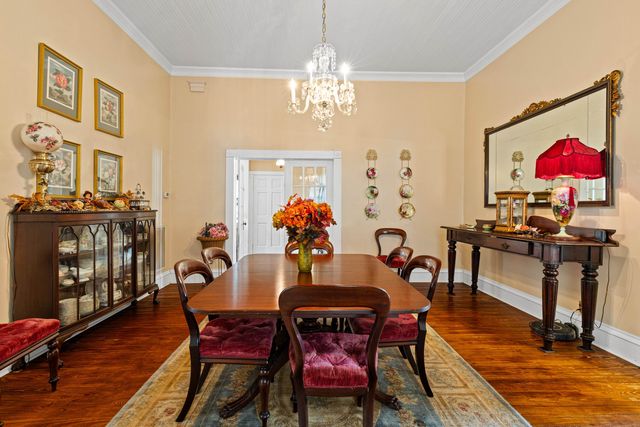 304 N Alley, Jefferson, TX 75657