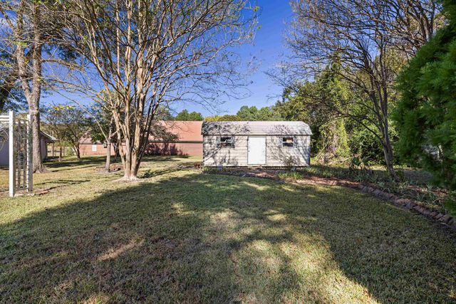 304 N Alley, Jefferson, TX 75657