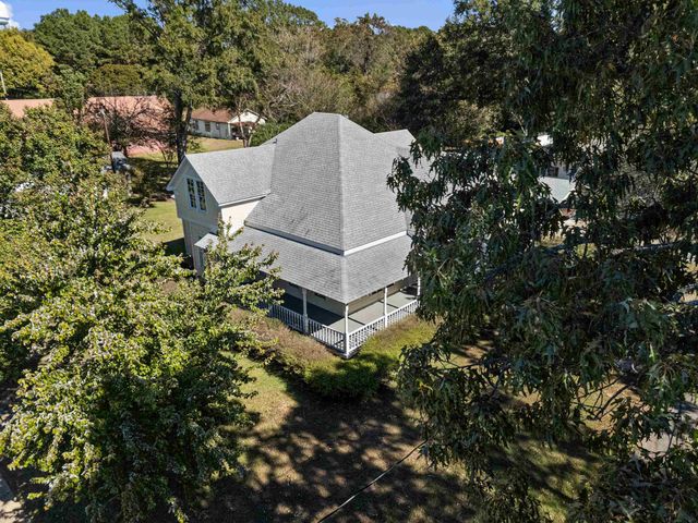 304 N Alley, Jefferson, TX 75657