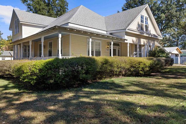 304 N Alley, Jefferson, TX 75657