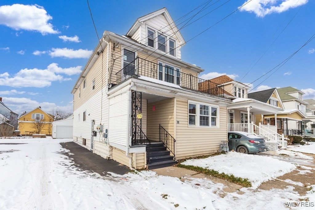 38 Alexander Avenue, Cheektowaga, NY 14211