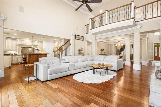1145 Knights Bridge LN, Virginia Beach, VA 23455