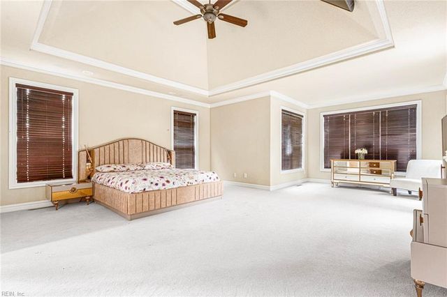 1145 Knights Bridge LN, Virginia Beach, VA 23455