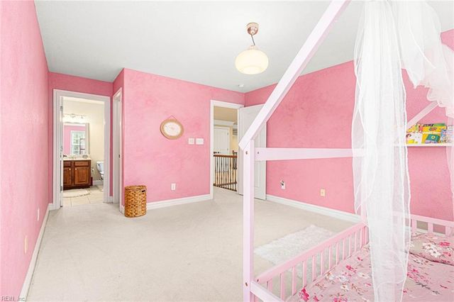 1145 Knights Bridge LN, Virginia Beach, VA 23455