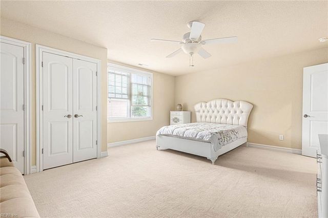 1145 Knights Bridge LN, Virginia Beach, VA 23455