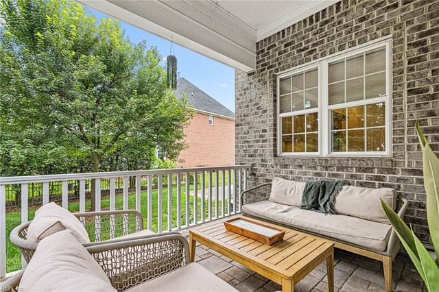 1145 Knights Bridge LN, Virginia Beach, VA 23455