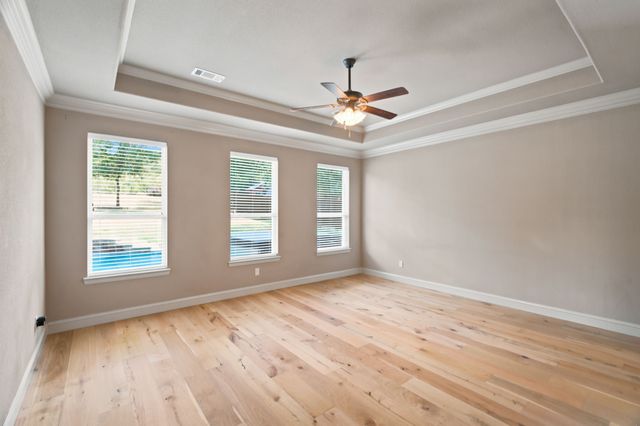317 Landview Drive, Burleson, TX 76028