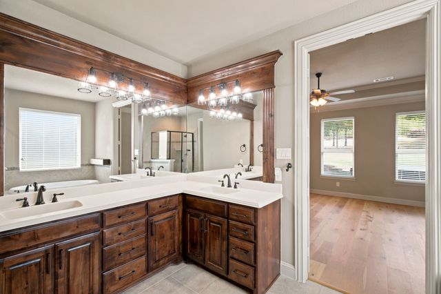 317 Landview Drive, Burleson, TX 76028