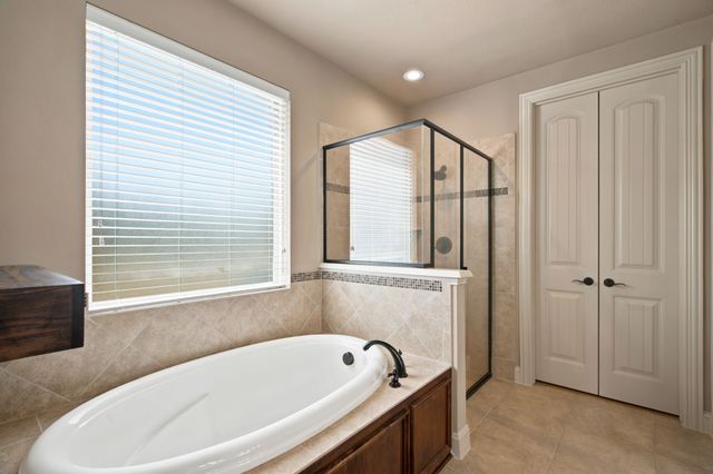 317 Landview Drive, Burleson, TX 76028
