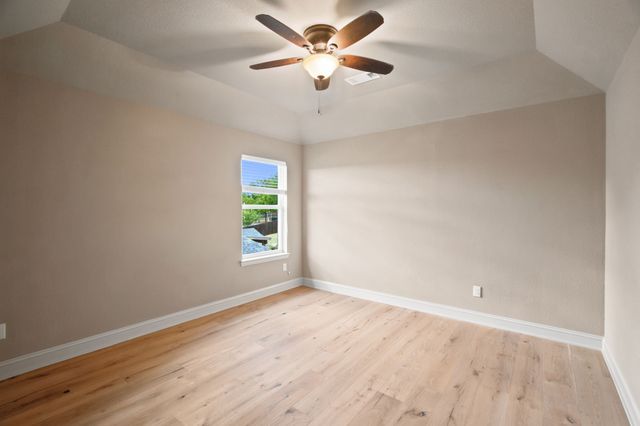 317 Landview Drive, Burleson, TX 76028