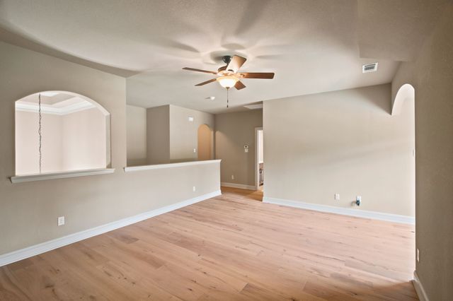 317 Landview Drive, Burleson, TX 76028
