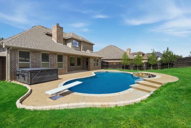 317 Landview Drive, Burleson, TX 76028