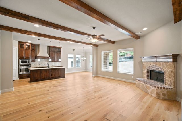 317 Landview Drive, Burleson, TX 76028
