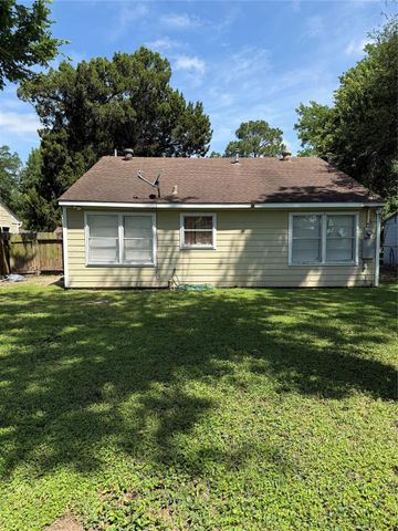 8108 Wier Drive, Houston, TX 77017