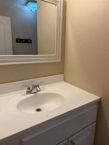 8108 Wier Drive, Houston, TX 77017