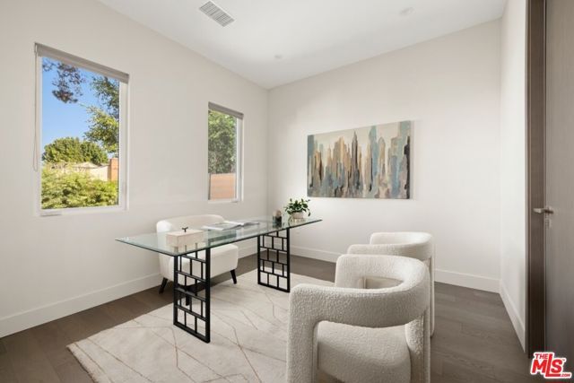 647 N Stanley Avenue, Los Angeles, CA 90036