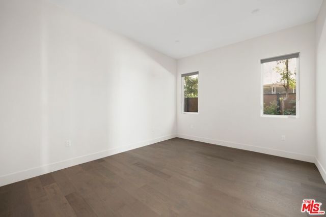 647 N Stanley Avenue, Los Angeles, CA 90036